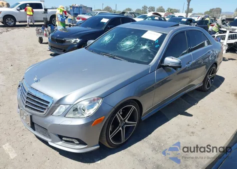 2011 Mercedes-Benz E 350 z USA, uszkodzony, nr VIN WDDHF5GB8BA504594